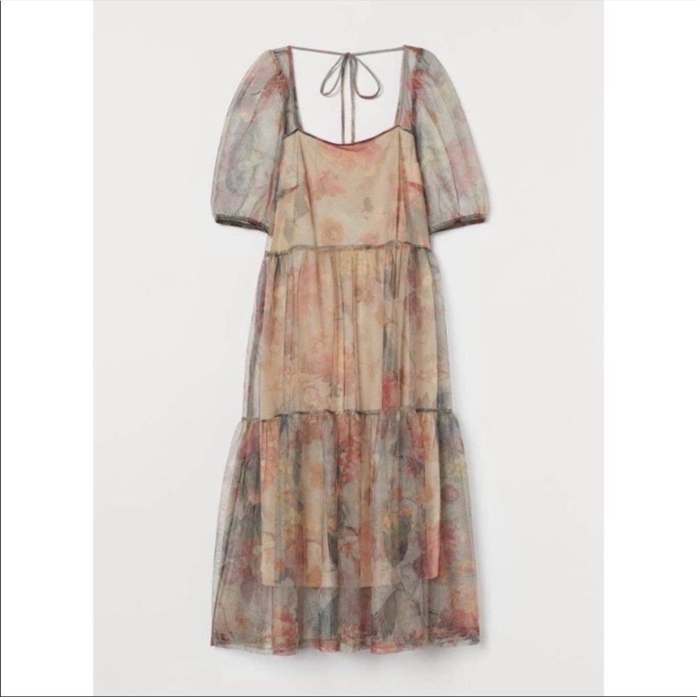- H&M flowy, short sleeve floral midi dress -